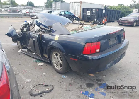 2002 Ford Mustang z USA, uszkodzony, nr VIN 1FAFP40452F207327